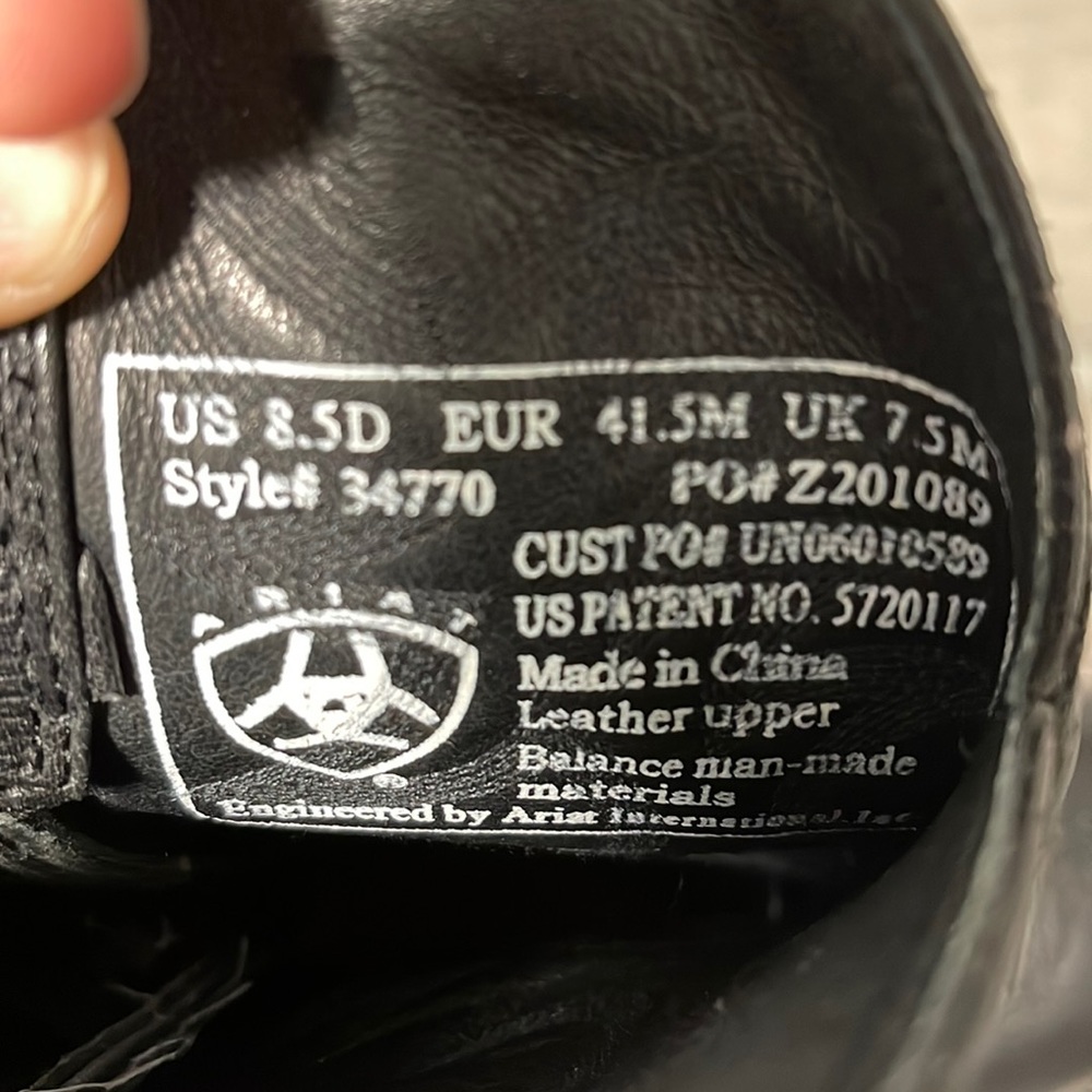 Black ariat cowboy boots